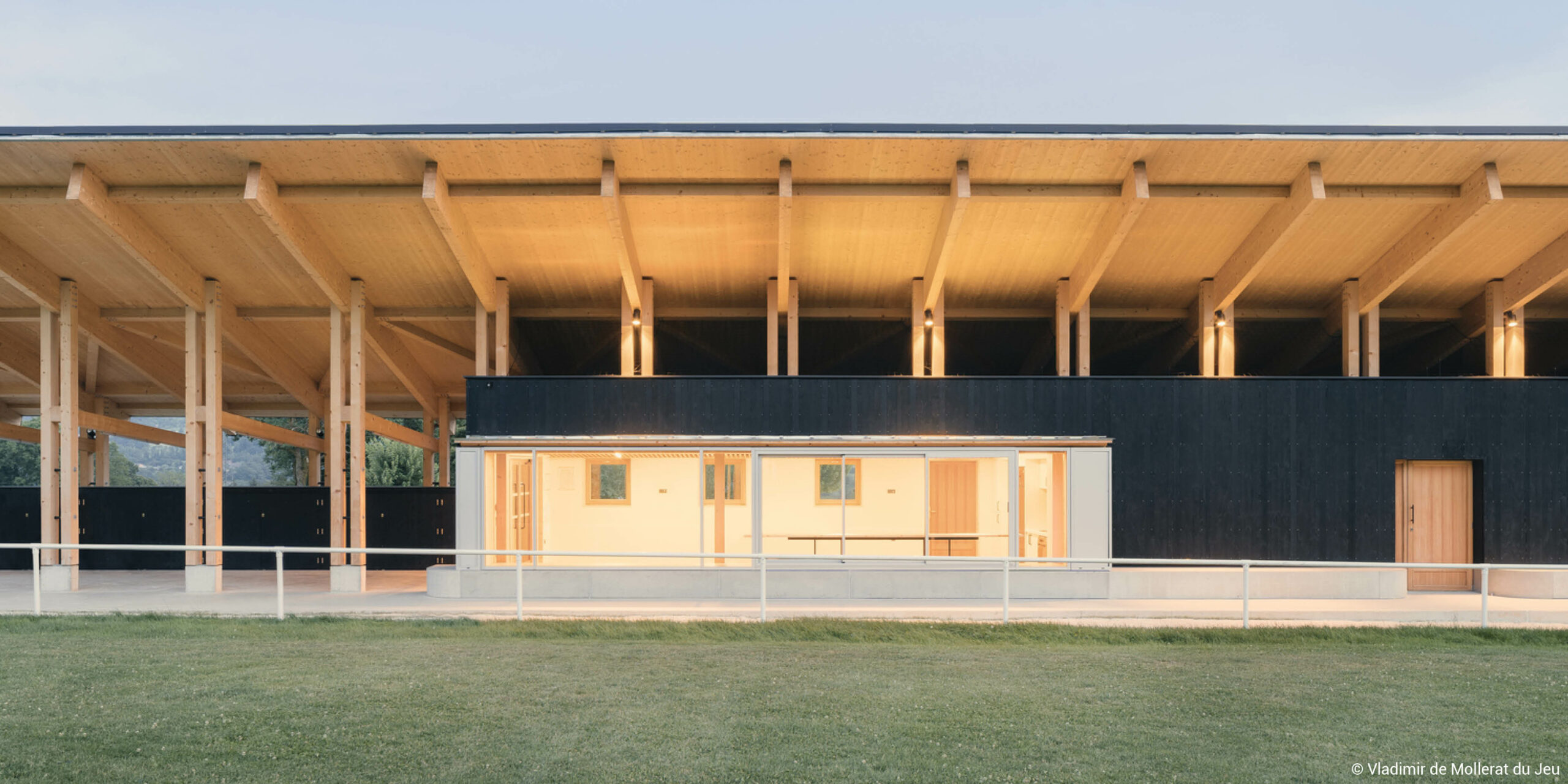 1 Club house Dingy by Anthony Laffargue copyright Vladimir de Mollerat du Jeu 2000x1000