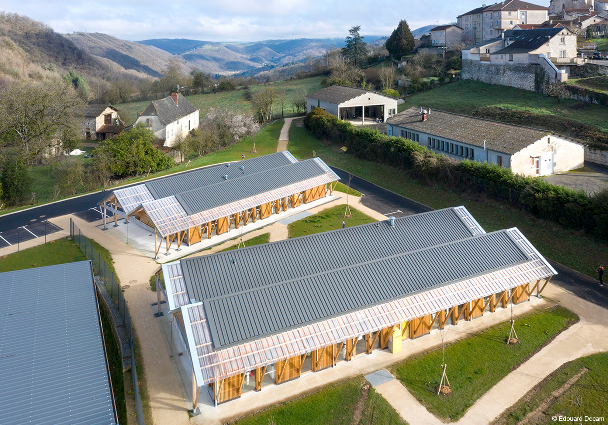 3 Centre activites Asprieres by Coco Architecture copyright Edouard Decam