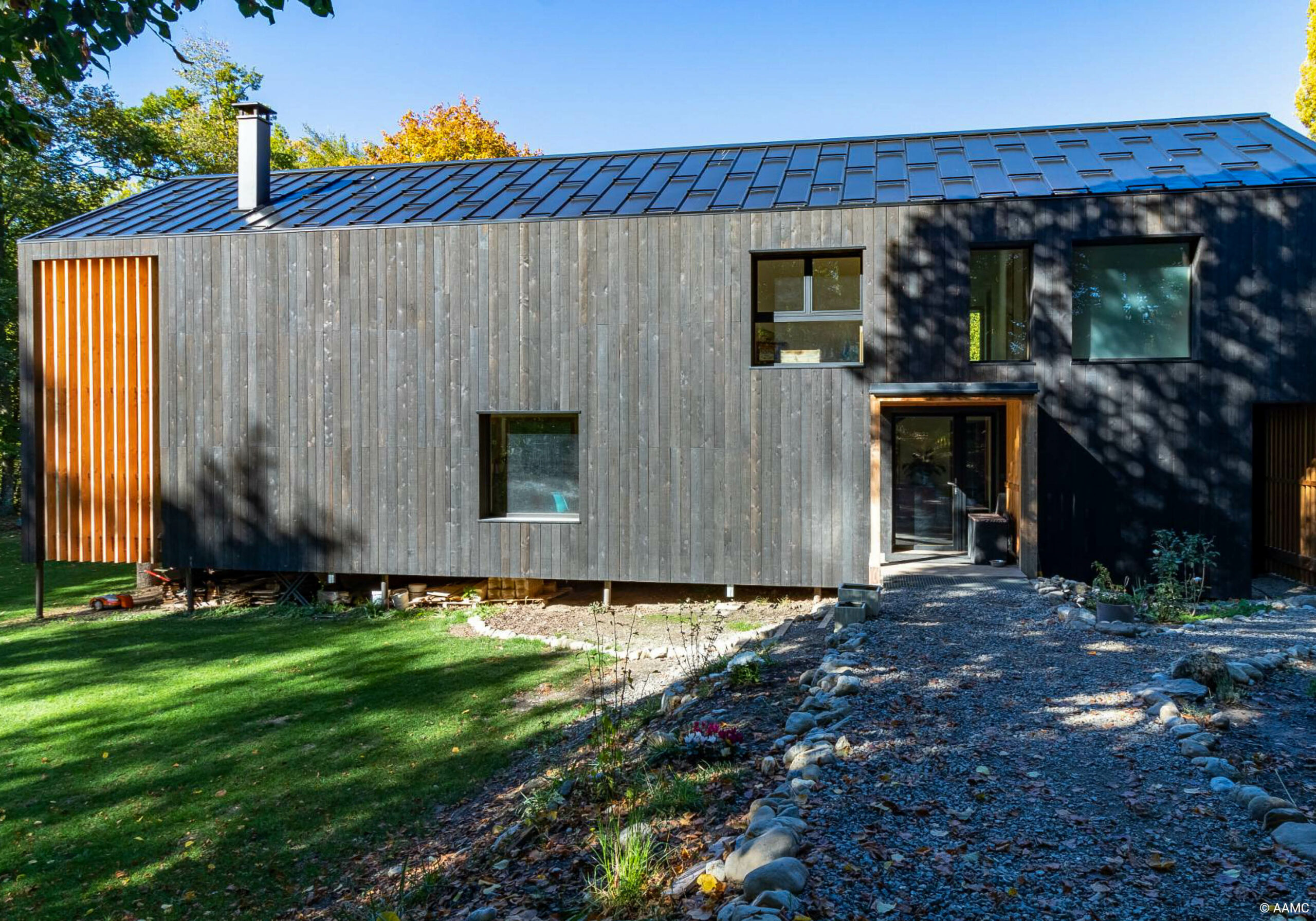 construction maison individuelle sur technopieux et dalle en poutres en I