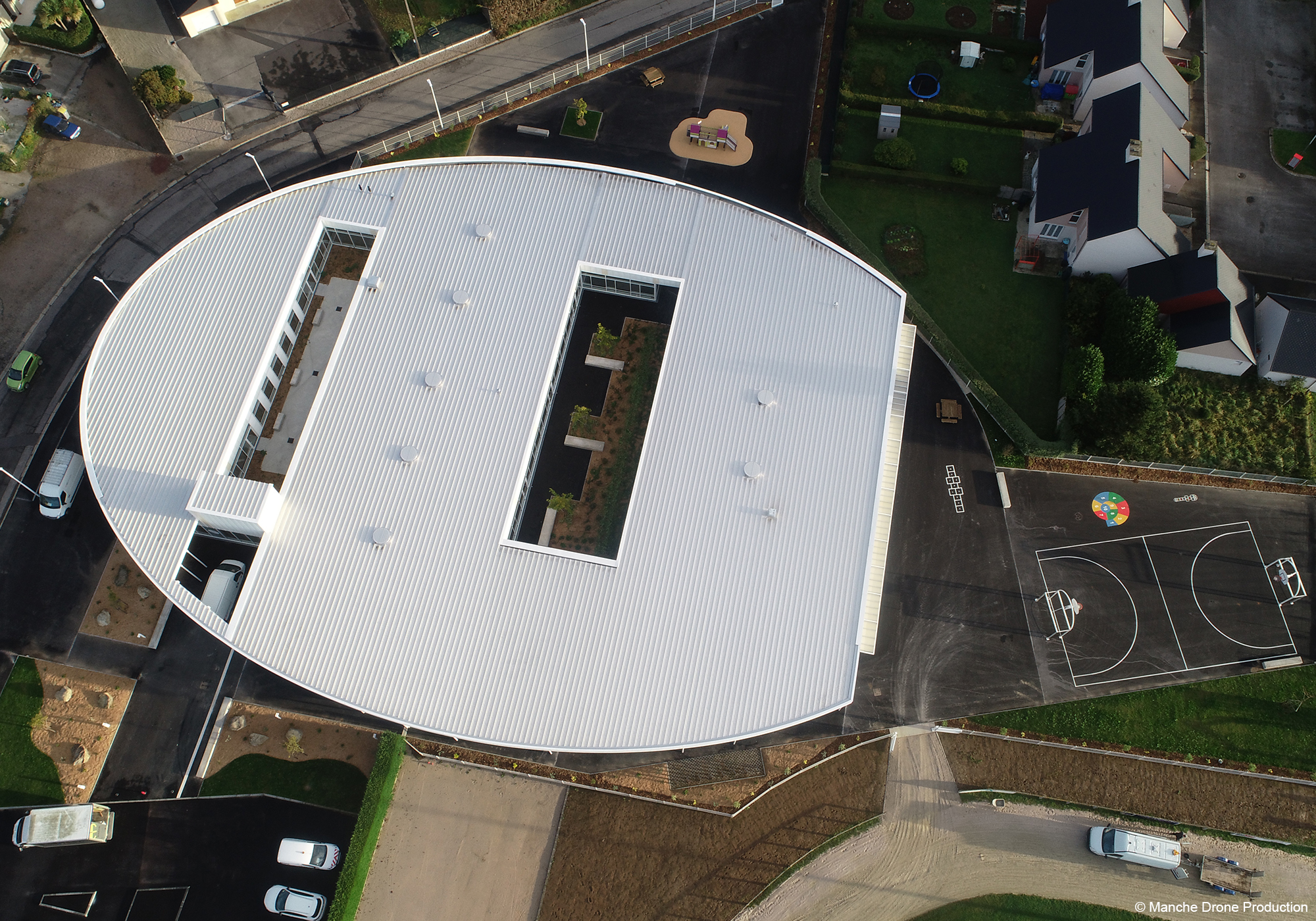 4 Groupe scolaire Les Blancs Marais by Marc Nicolas Architecture Manche Drone Production