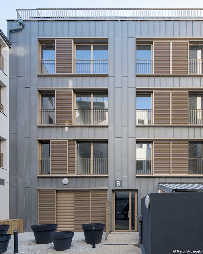 Immeuble de logements sociaux en structure poteaux poutres en bois lamellé collé