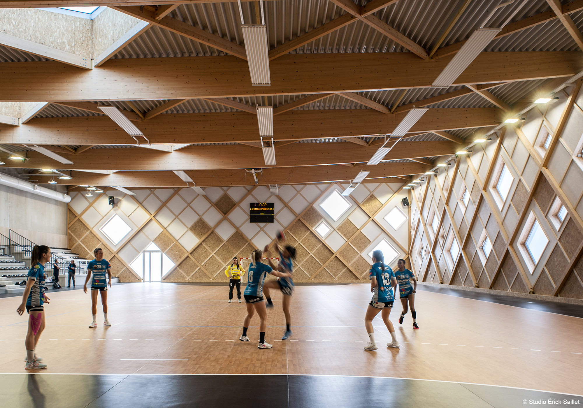 5 Centre omnisports Bouillargues by Chabanne copyright Studio Erick Saillet